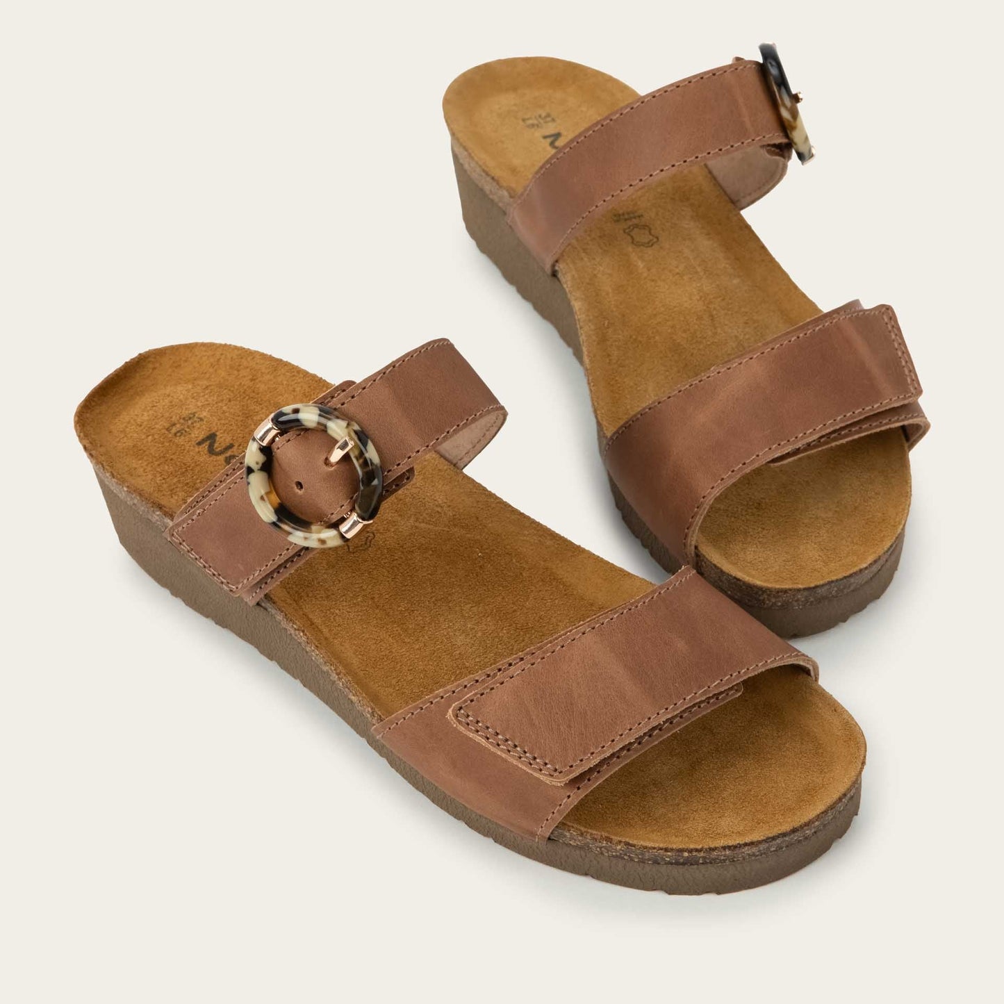 ANABEL_E69-6_15691214-d6c3-4d6c-a0e0-817e27be34e4