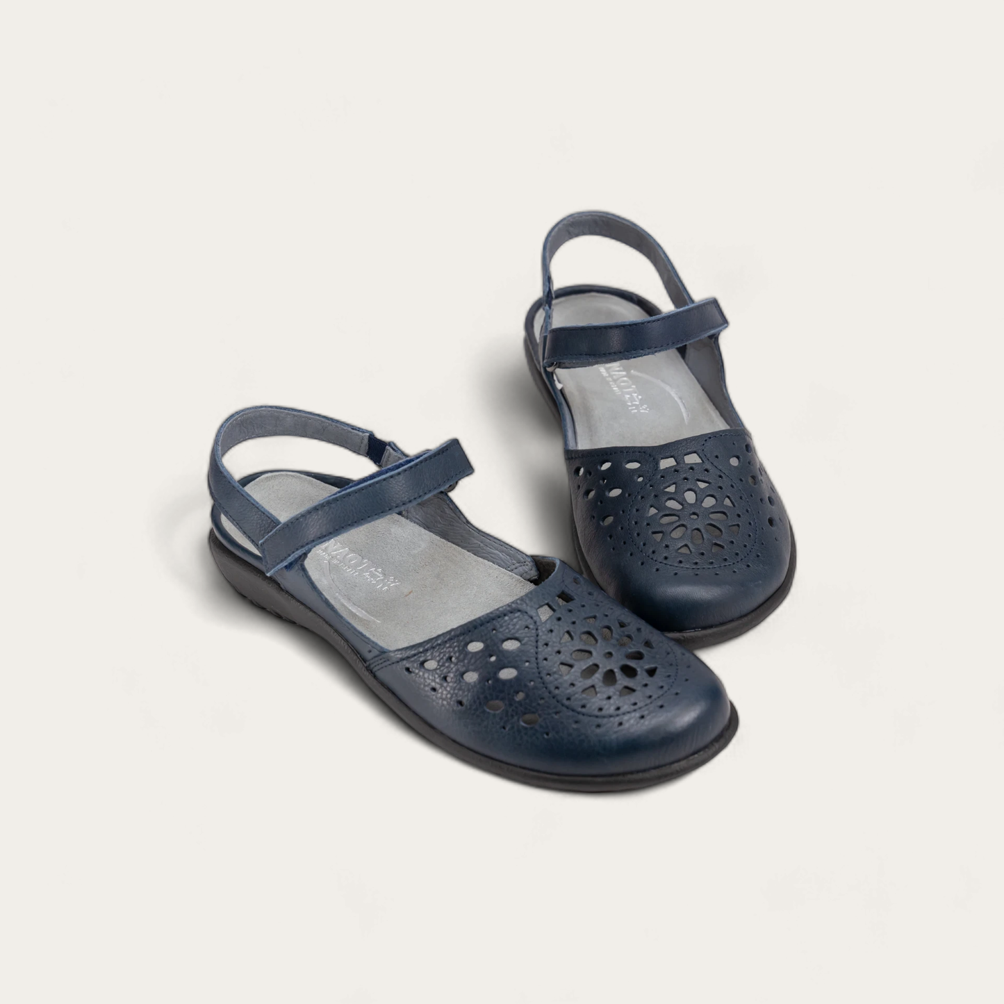 ARATAKI-11124-081-6-with-background_7952019b-39fe-4b76-81bc-c8b972ab8655