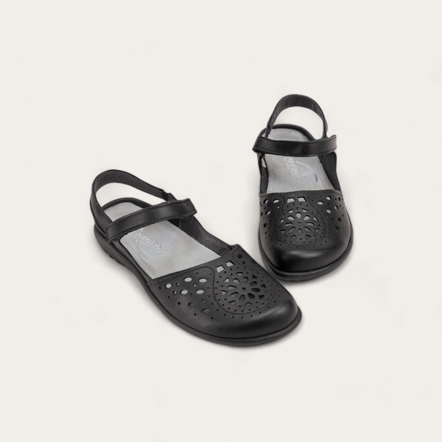 ARATAKI-11124-B08-6-with-background_a11f84ac-3c13-4be5-8531-dec3eac46180