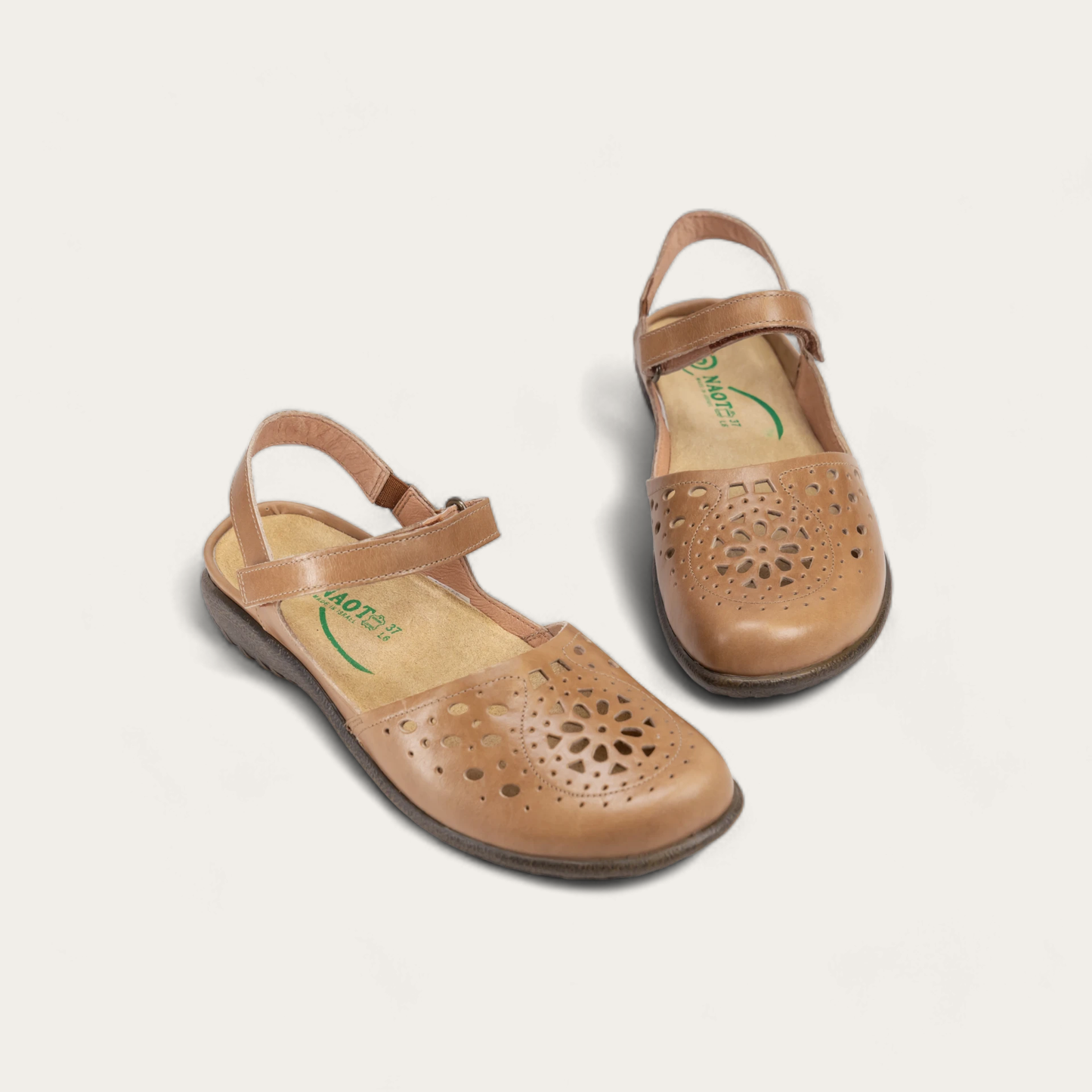 ARATAKI-11124-EA4-6-with-background_98e50529-505e-45b7-8030-999a905b7a19