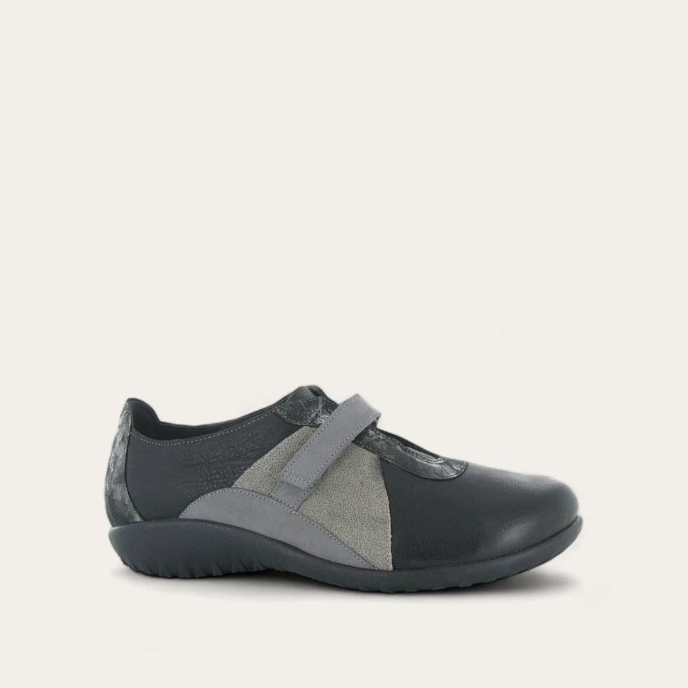 Amiria-_Soft_Black_Lthr_Speckled_Beige_Lthr_Smoke_Gray_Lthr_Metallic_Onyx_Lthr_Soft_Black_Lthr_46e9e9ee-b376-412f-bebe-e4a23f3b13d2