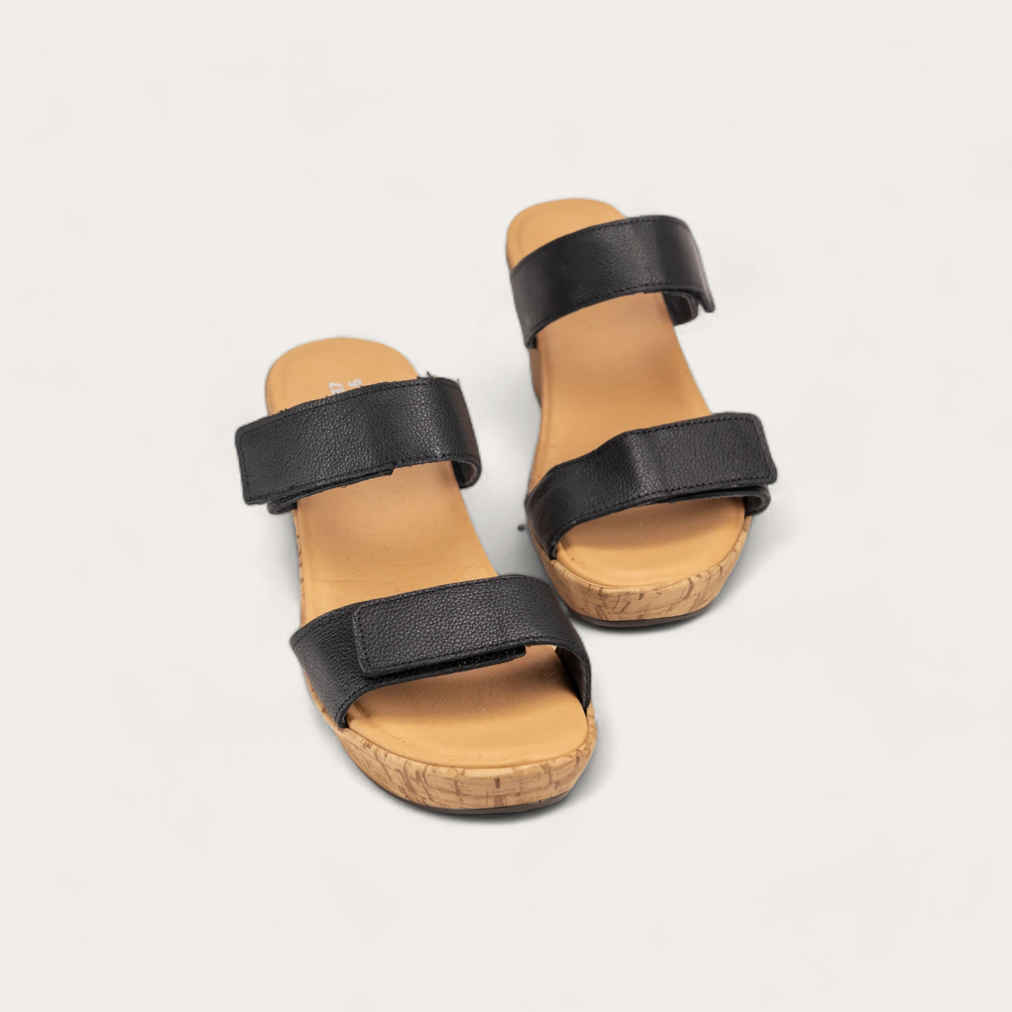 CAVERAN-87003-BA6-6-with-background_a5a3516e-dbe3-4835-ac99-a8db4403ea3b