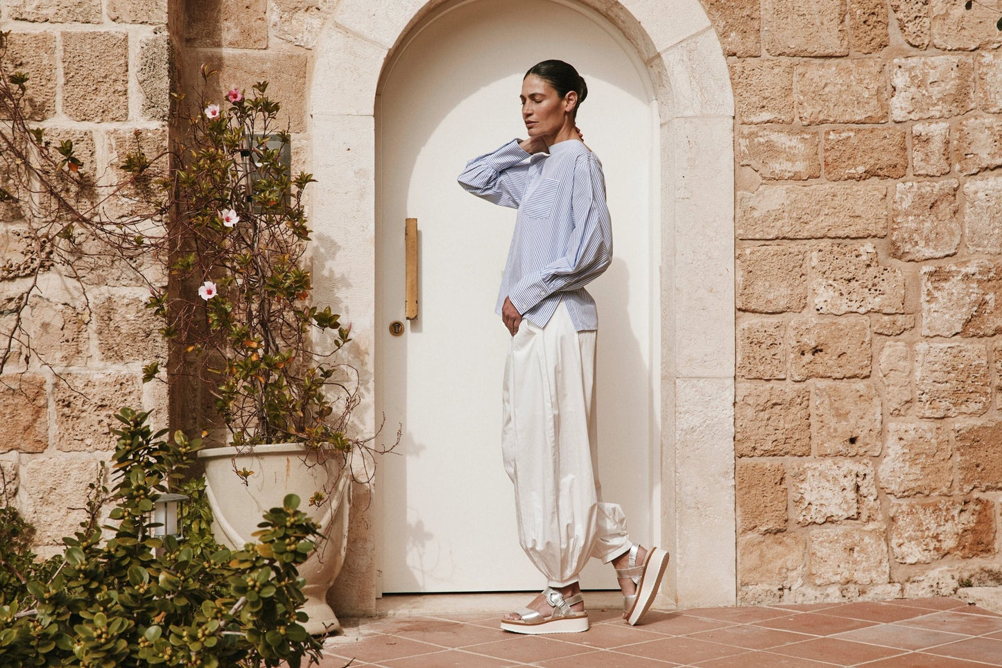 CREPE-124100-BA9-9-with-background_4121a004-cfd3-4304-bc86-46a065484085