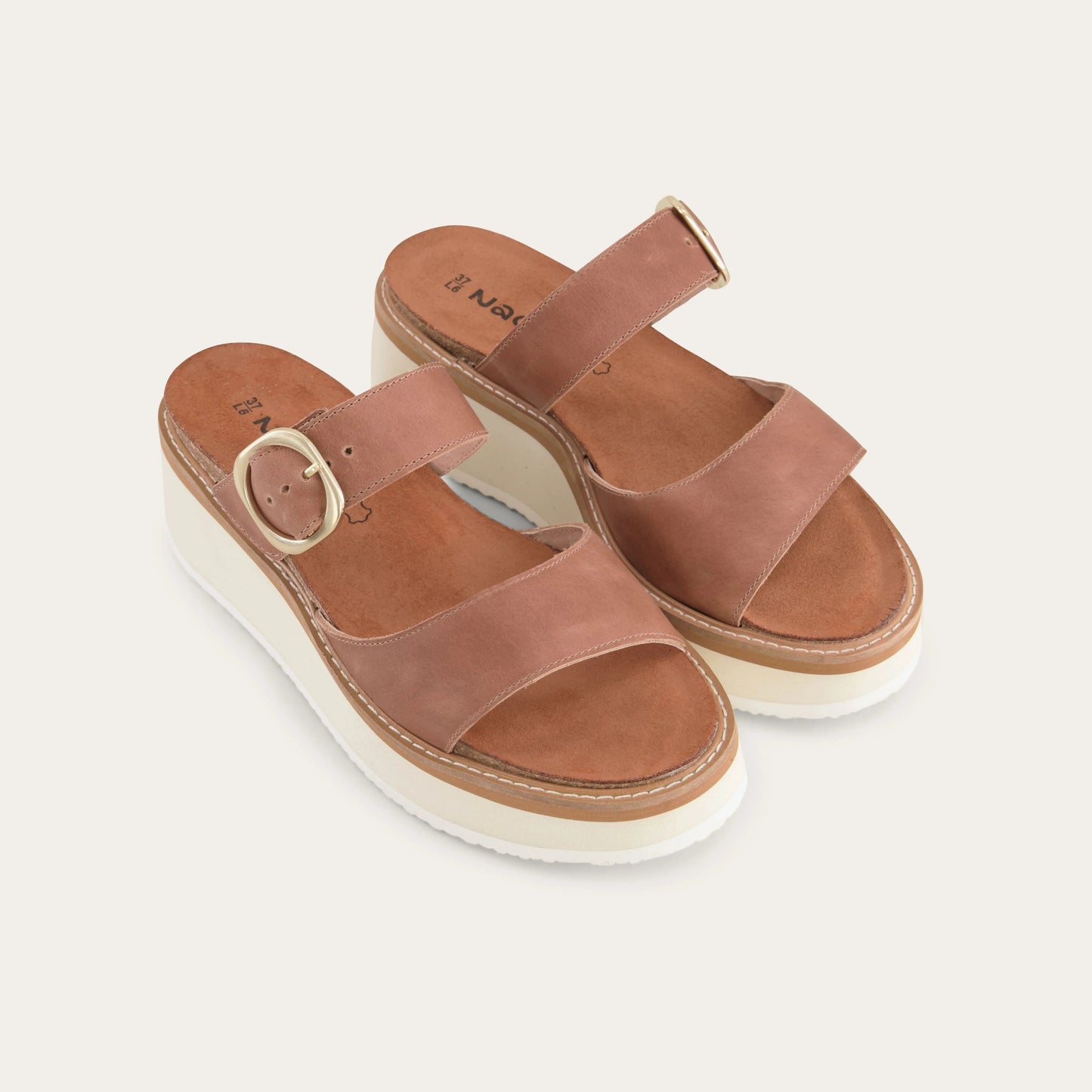 HALVAH-124204-E69-5-with-background_c1da7717-f669-4207-aba4-46e0b7f7c7b4