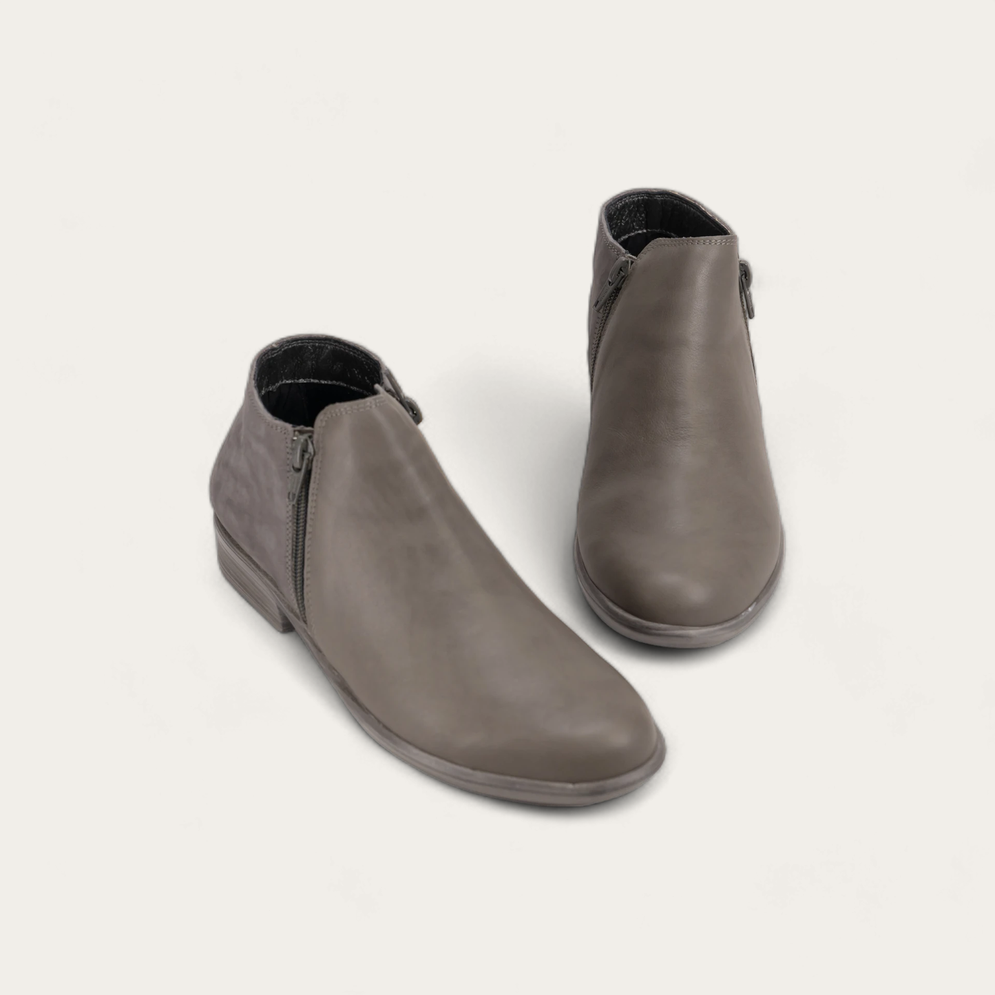 HELM-26030-NQI-6-with-background_5ffe4848-a80a-417b-9d84-da4c7145b4e2