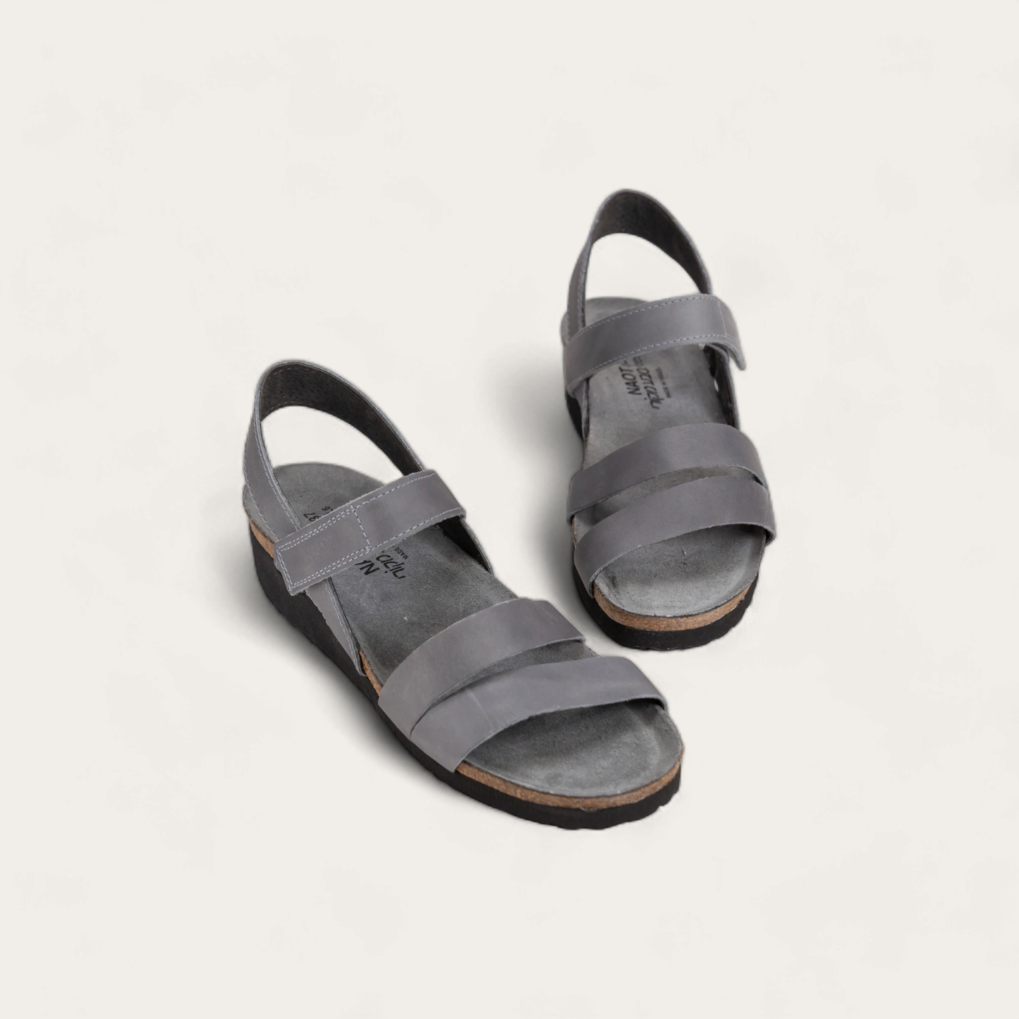 KAYLA-7806-B98-6-with-background_74bfef03-02e3-4a7c-80ff-2db422dc3da7