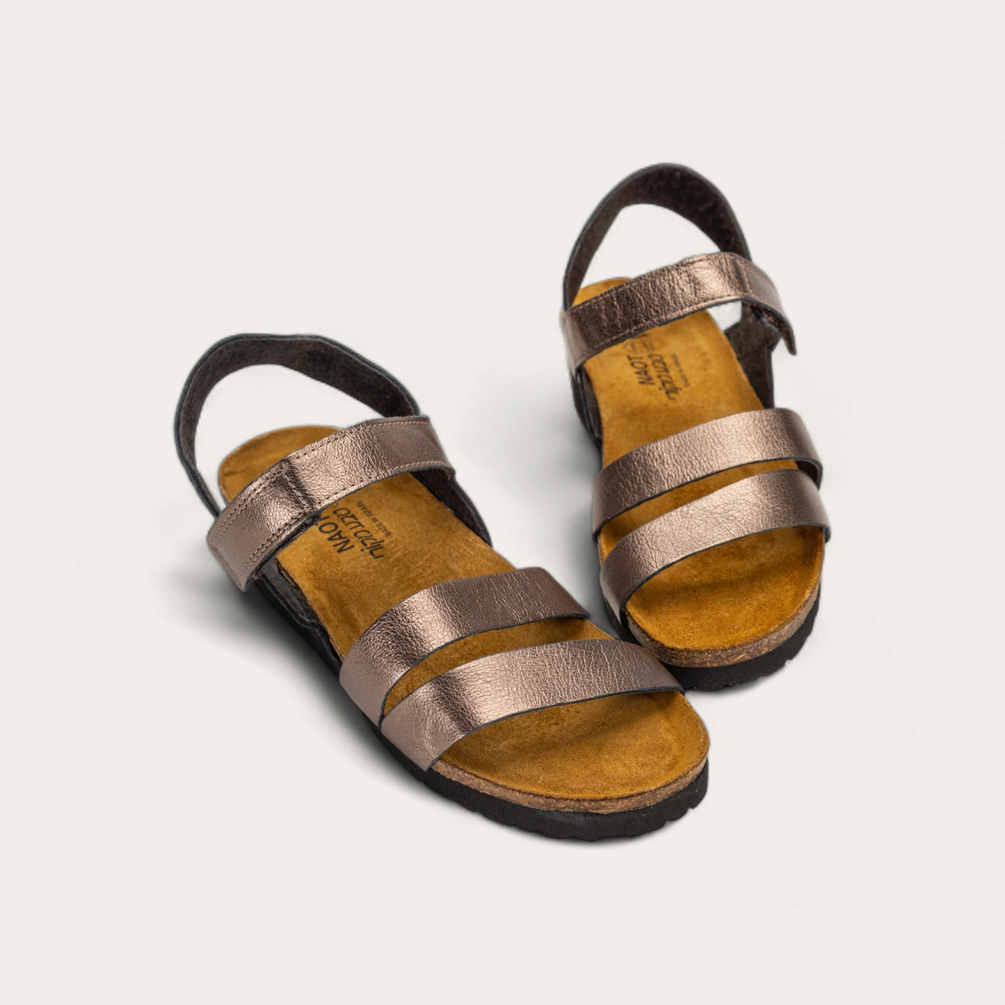 KAYLA-7806-ED2-6-with-background_9a71ad56-b6fb-4df7-b69c-3ac2b0f77b23