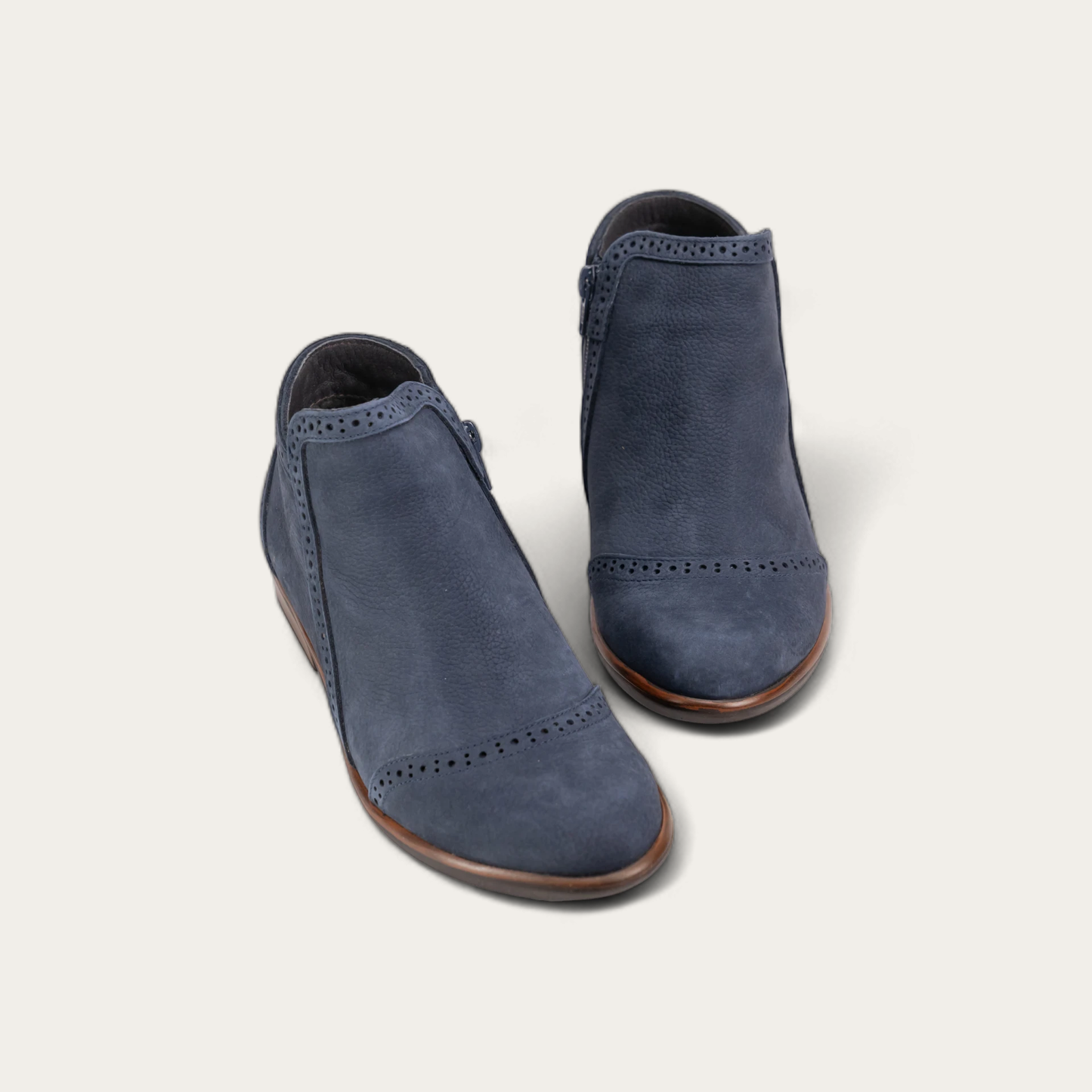 NEFASI-26065-D74-6-with-background_5be5252c-bec1-45c2-be5a-d48ee668e1c9