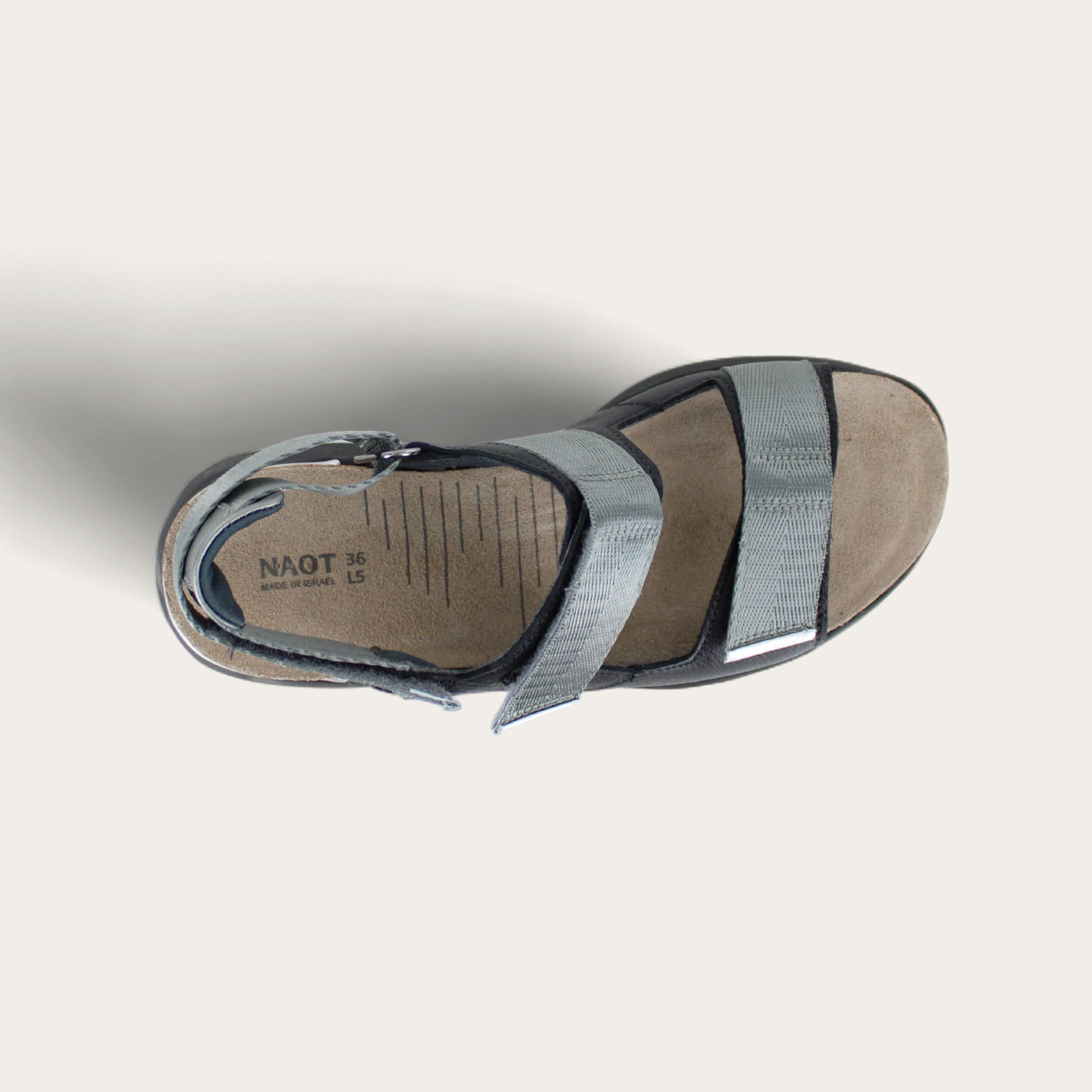 ODYSSEY-25020-NUS-6-with-background_f33f9c27-c6c7-4712-9fd1-306af016e3f1