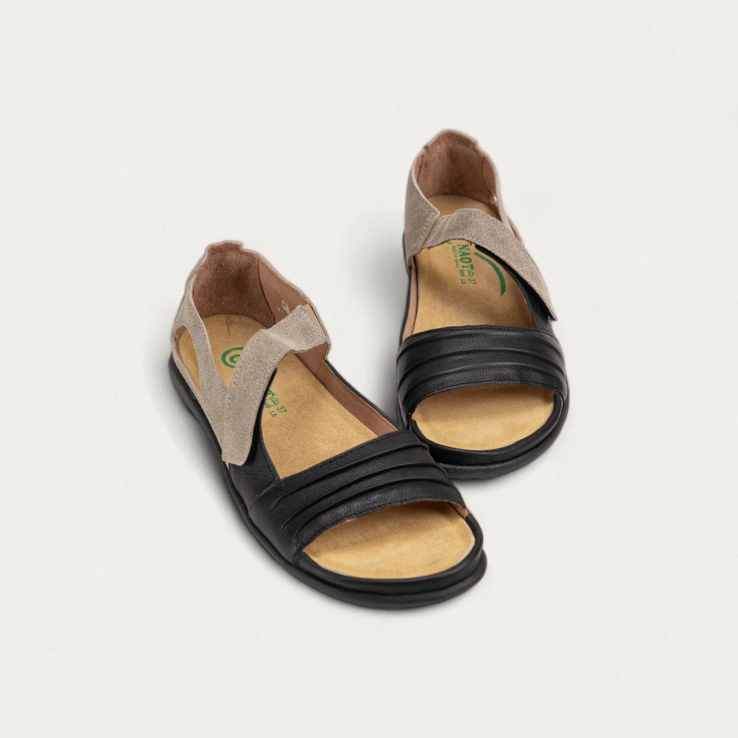 PAPAKI-11125-NNM-6-with-background_fbce5818-e205-461e-9137-30d9db503d19