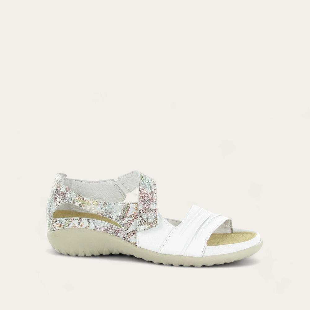 Papaki-_Soft_White_Lthr_Floral_Lthr_75b01e3a-38cd-4535-9d1d-c1c4cc8ed48d