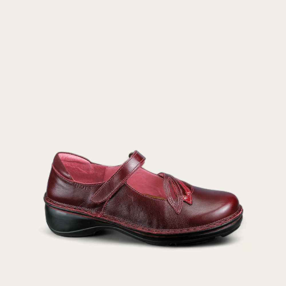 Primrose-_Red_Pepper_Cherry_Patent_Lthr_18c378f5-ba43-4e17-8191-a5d70d286938