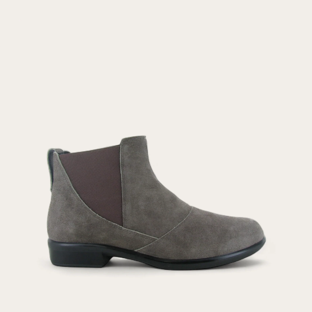 Ruzgar-_Gray_5abf657f-b43e-44de-87c4-feca4abfe27c