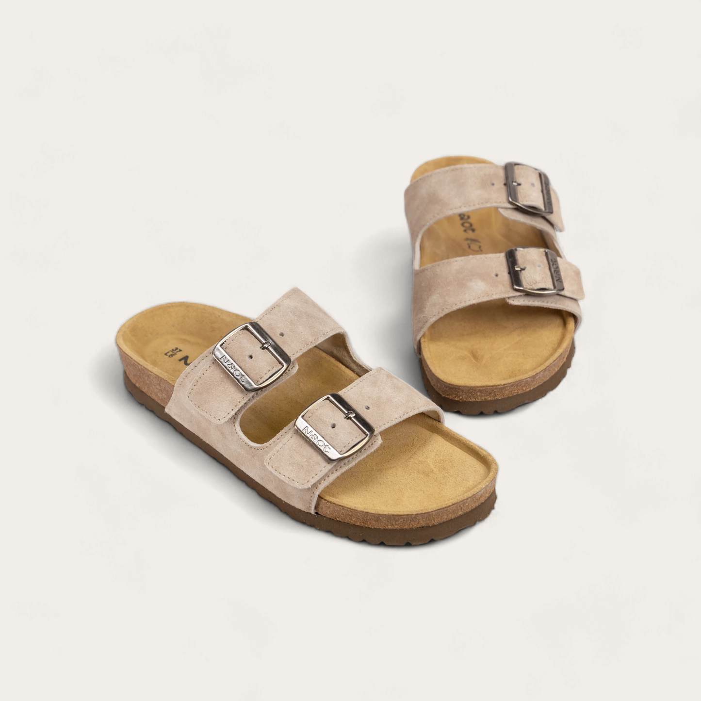 SANTABARBARA-7500-H66-6-with-background_de063a40-86a3-4904-b918-a212cea4615f