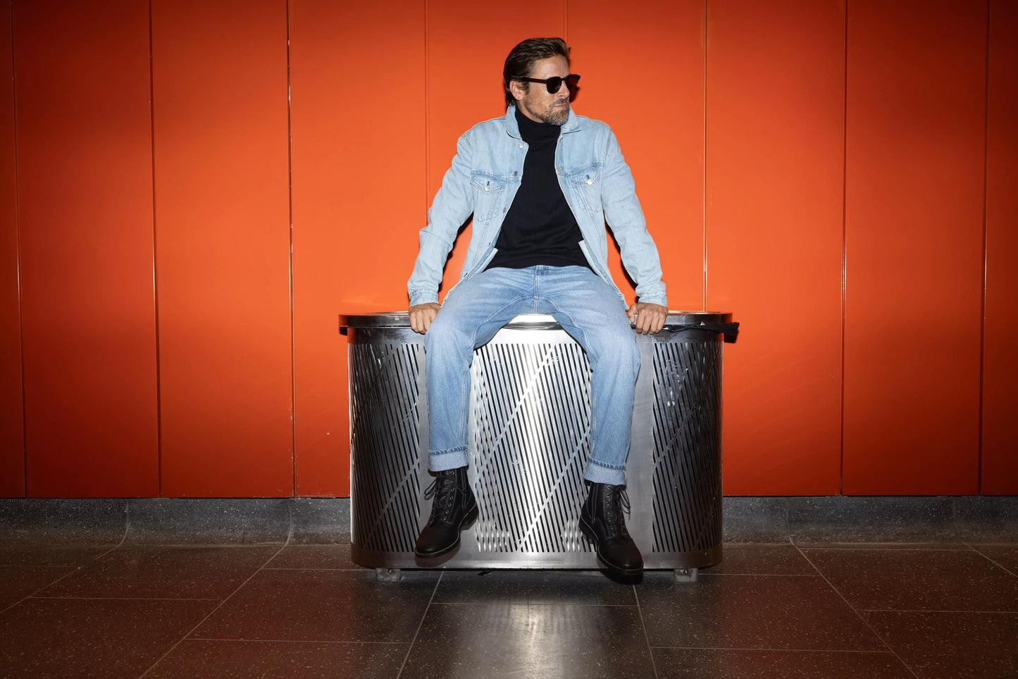 SUPERIOR-17583-BA6-8-with-background_f26b530d-8fe1-48cb-96b1-3d423f572e66