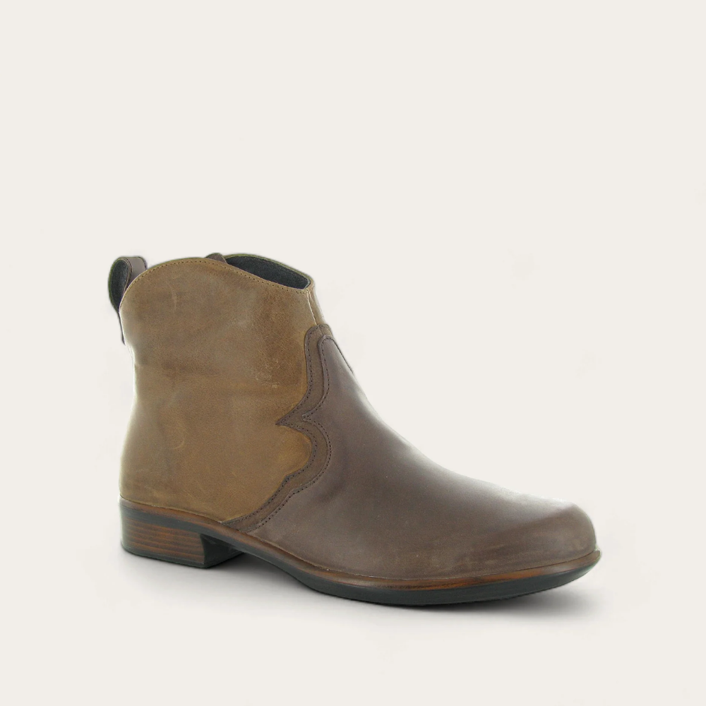 Sirocco-_Crazyhorse_Saddle_Brown_Oily_Brown_eaa31dde-85f7-4657-bb90-9a0c57ce1dd7