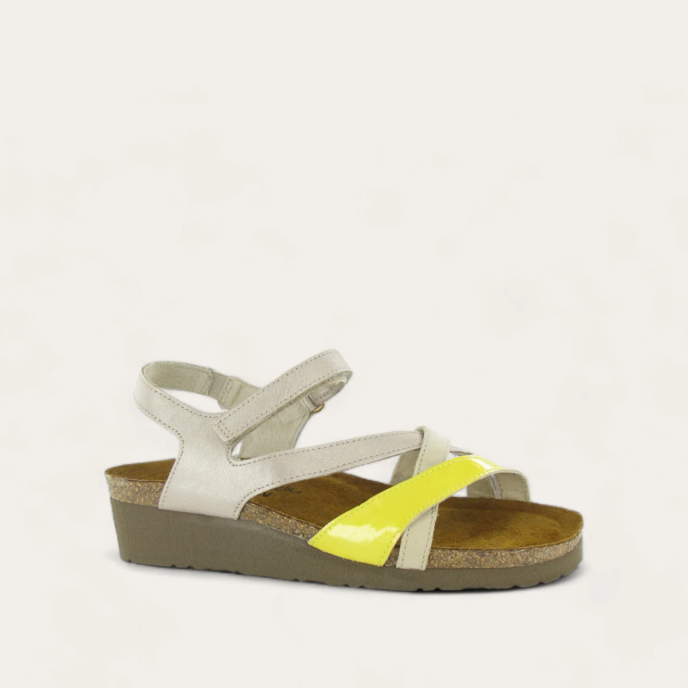 Sophia-_Stardust_Bone_Lemon_Patent_0d782ff1-5280-4098-b692-d7098b3681d5