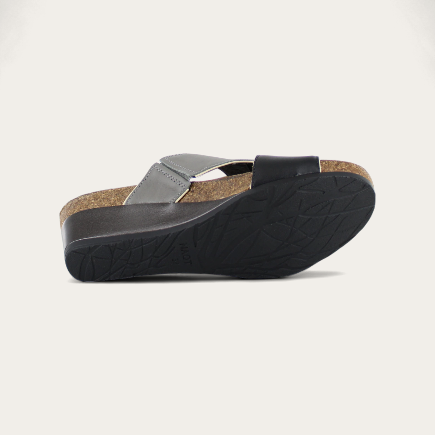 TIARA-05053-NVI-5-with-background_dc1f914c-a1e7-476a-98c9-eb9e1b0e1ba9