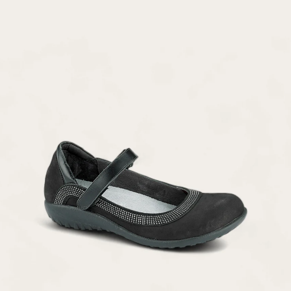 Tahi-_Black_Combo_w__Gunmetal_Rivets_e3c892df-97e3-4978-9d86-9a613981b6d9