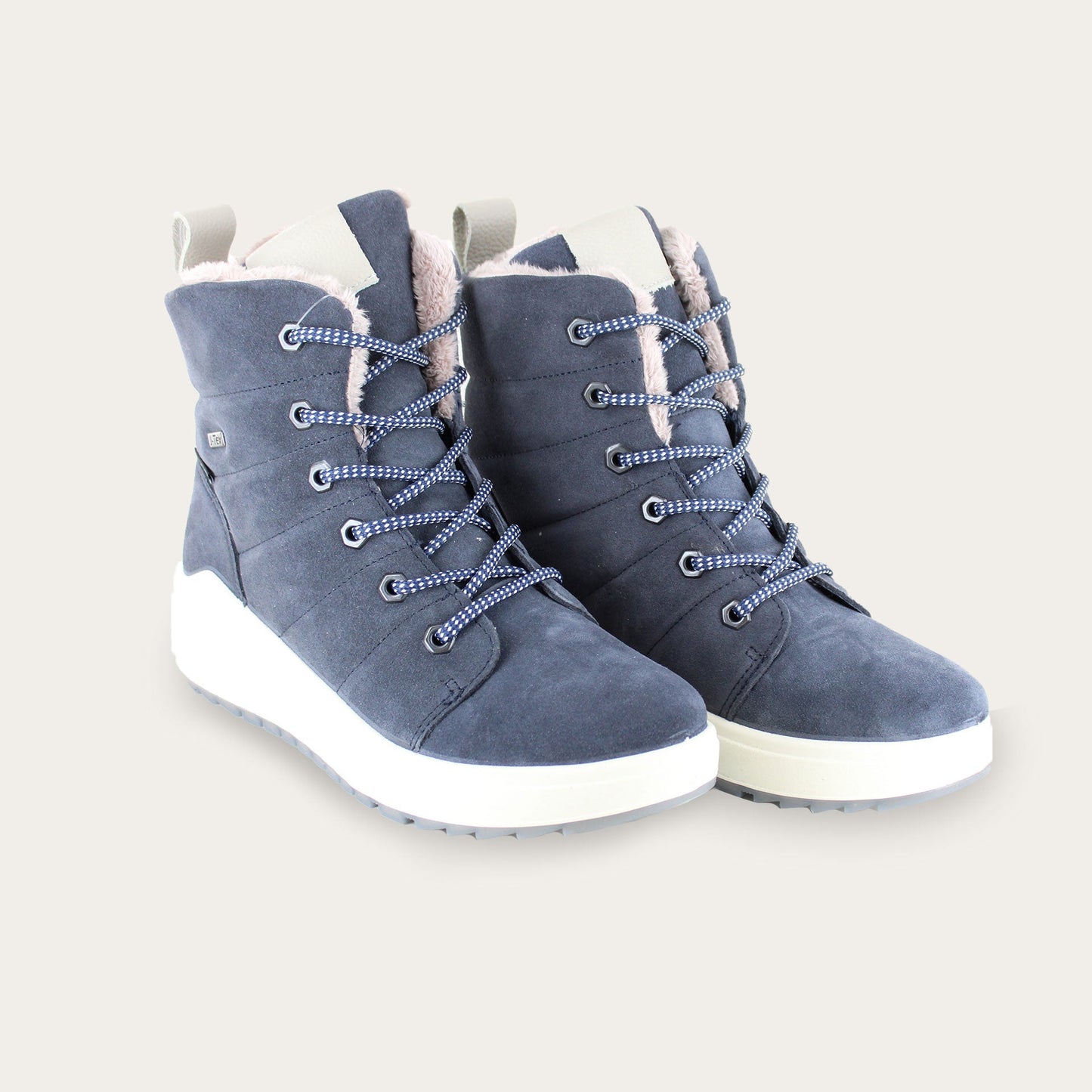 Turner-A10-5_92dd9616-955c-4335-ba06-3c9935a6c3c0