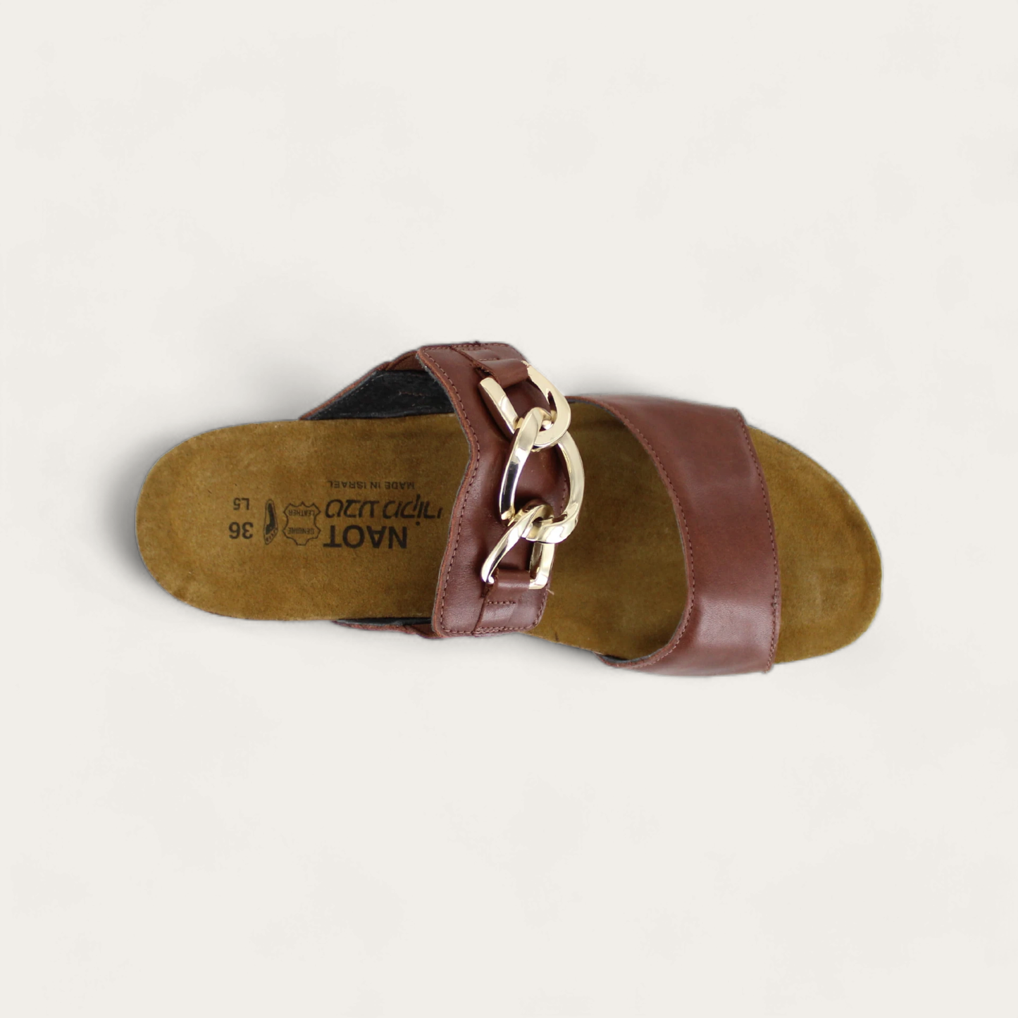 VICTORIA-4470-ED0-6-with-background_328103d5-6e4c-4d94-98ae-b90eeb020f62