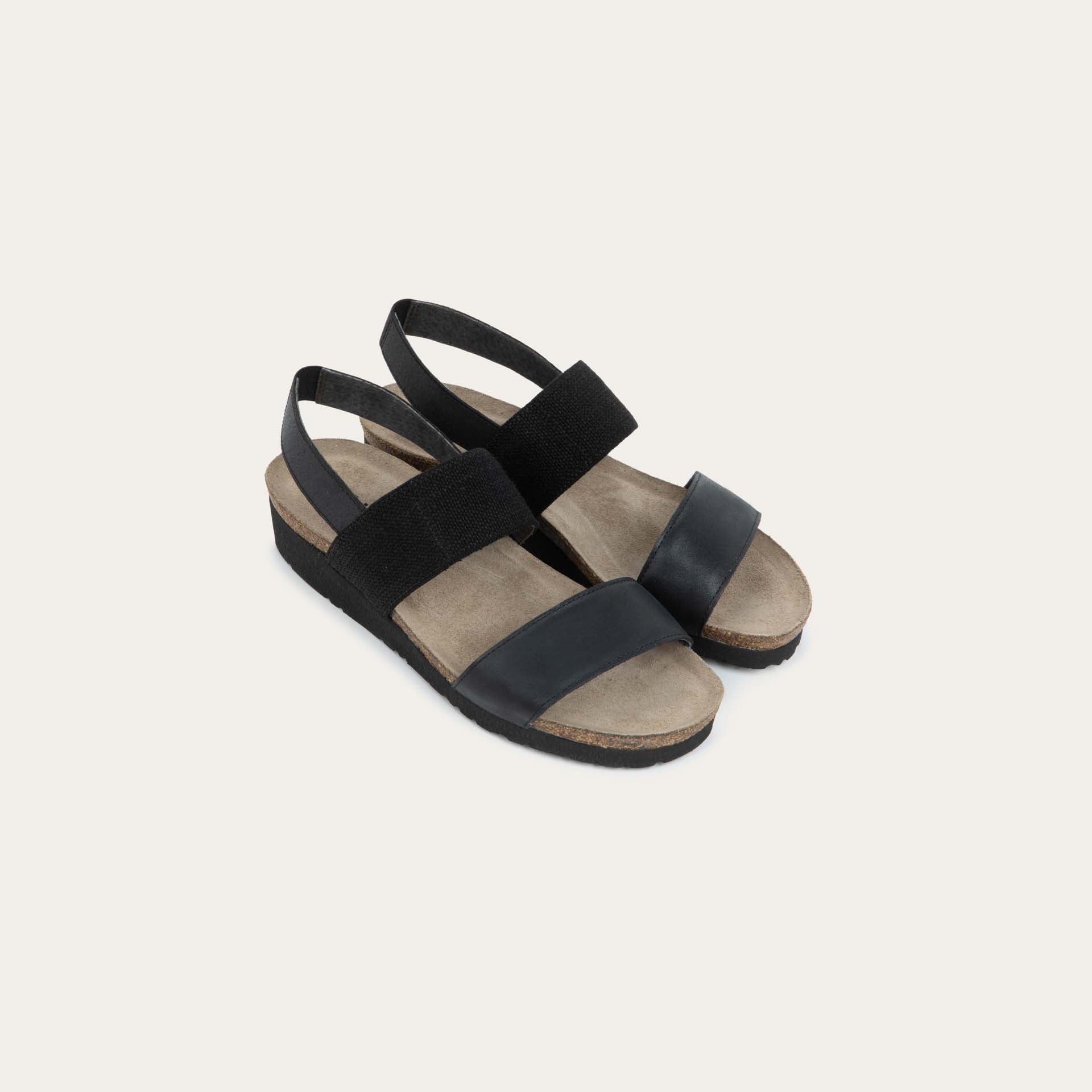 Amy Wide | Naot Footwear US