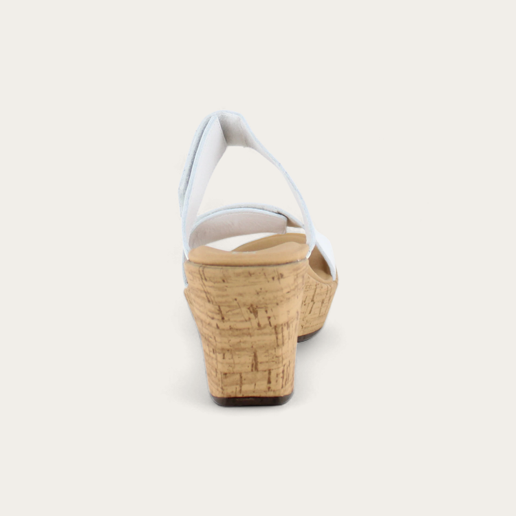 Caveran | Naot Footwear US