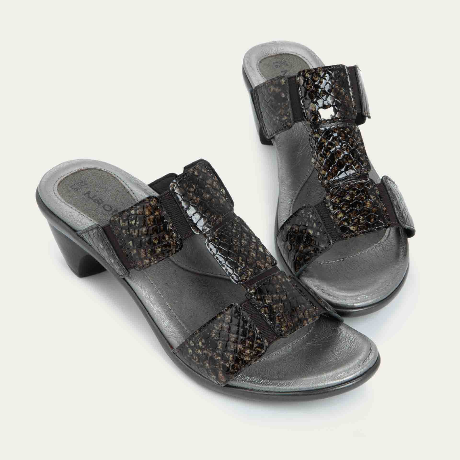 Form | Naot Footwear US