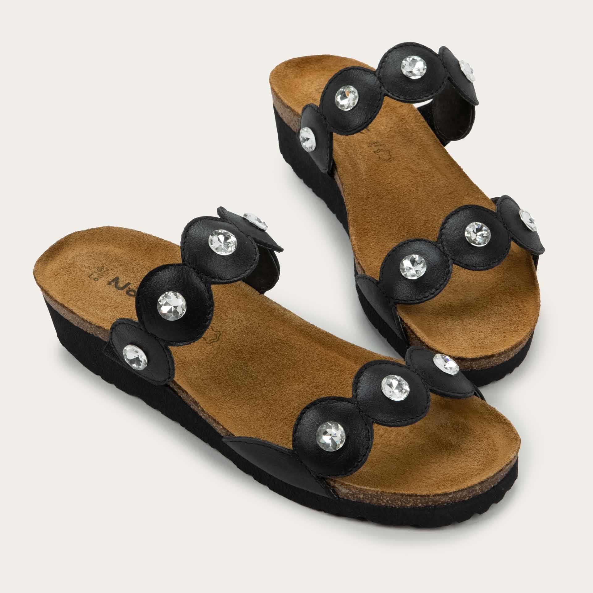 Hailey | Naot Footwear US