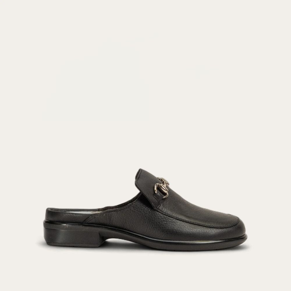 HALNY-BLK-1_535b1900-1b44-4539-a063-5d2ffd28be42