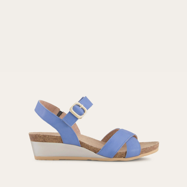 ★naonao★ Throne | Naot Footwear US