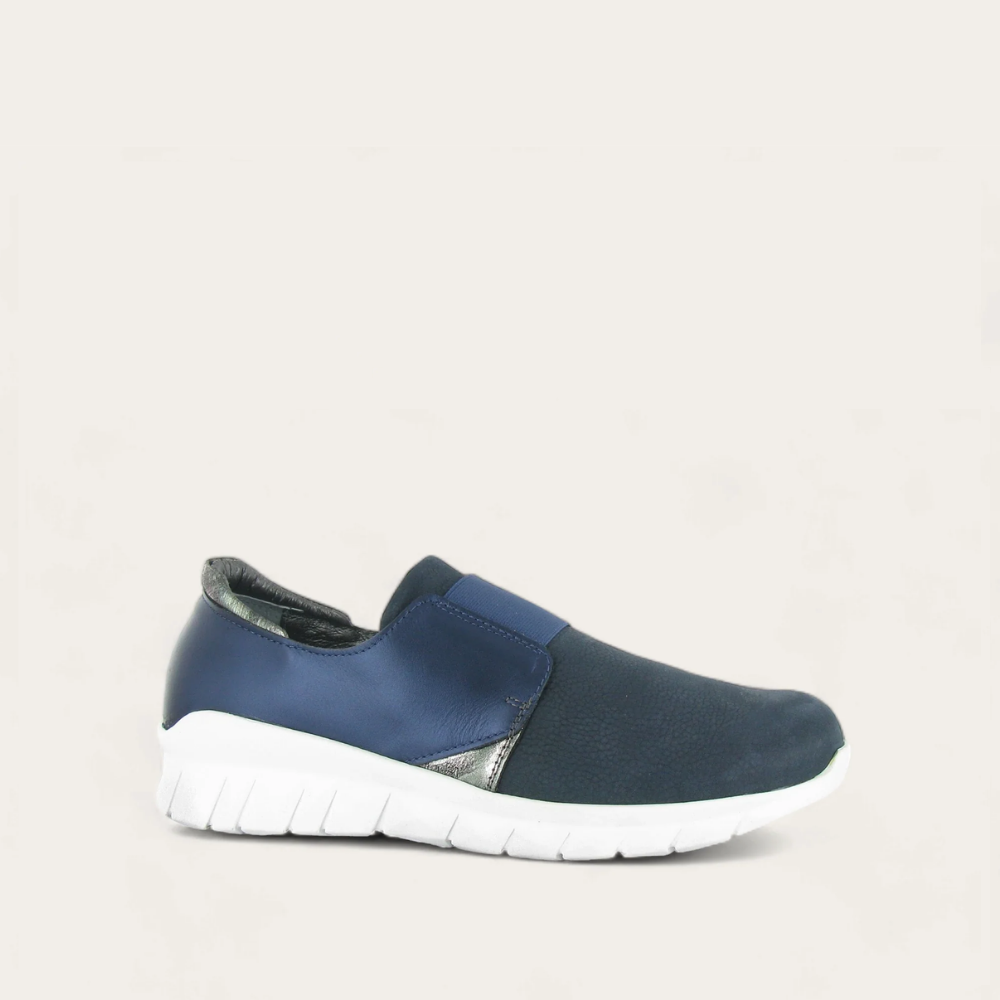 intrepid_navy_5db17db3-c2c2-4d26-9778-1b1d891b5959