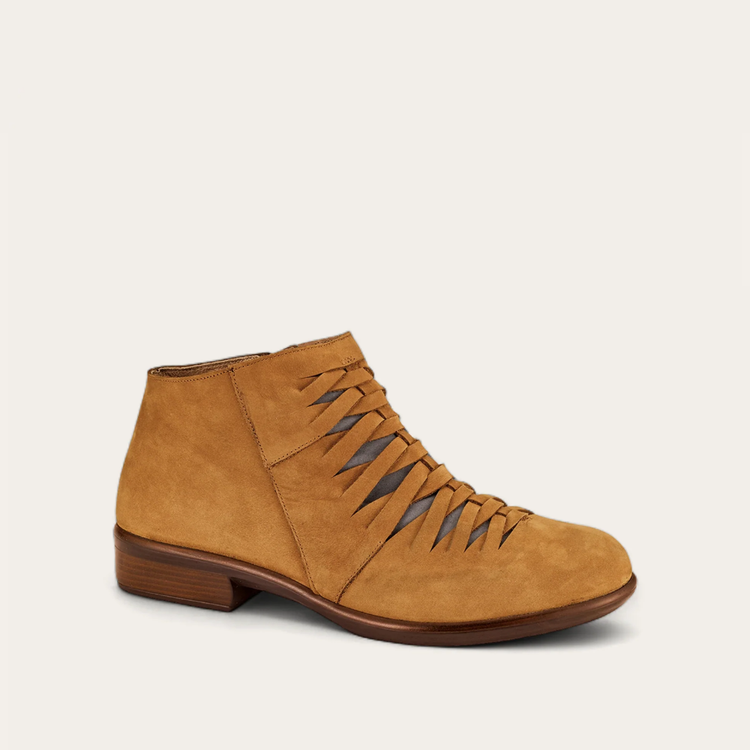 Leveche | Naot Footwear US