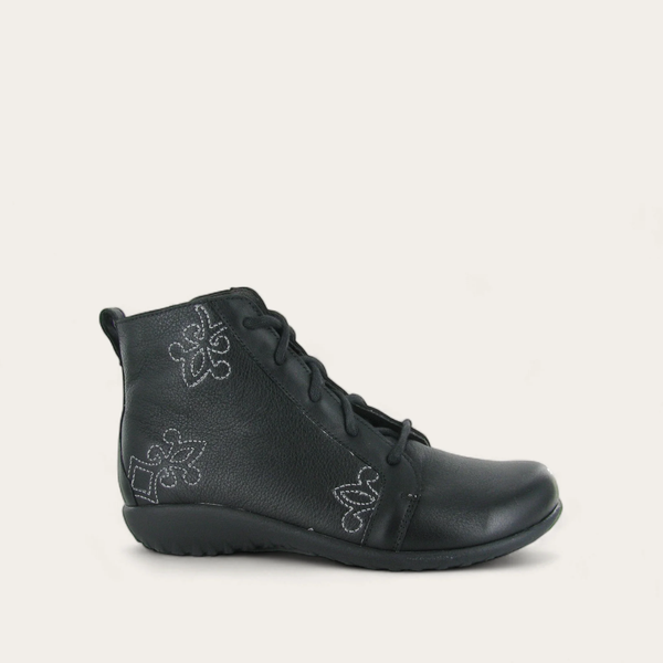 Manga | Naot Footwear US