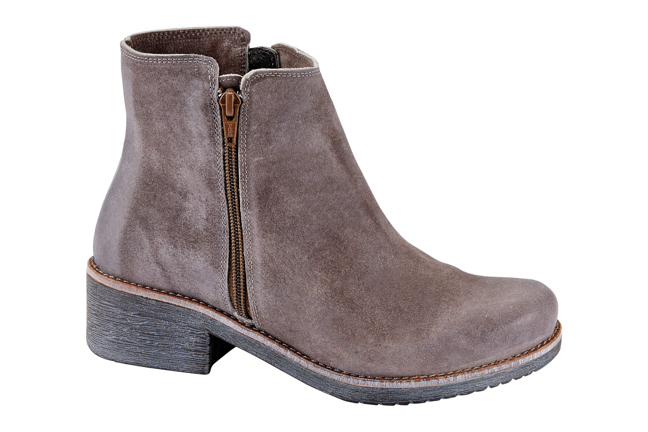 NAOT Womens Cozy Ankle Bootie 